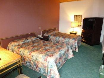 Airport Inn Lakeside Winfield Exterior foto